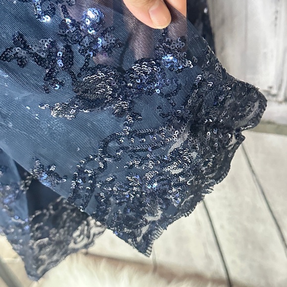 ON CALL PLAYSUIT IN NAVY BLUE SEQUIN - Picture 5 of 13